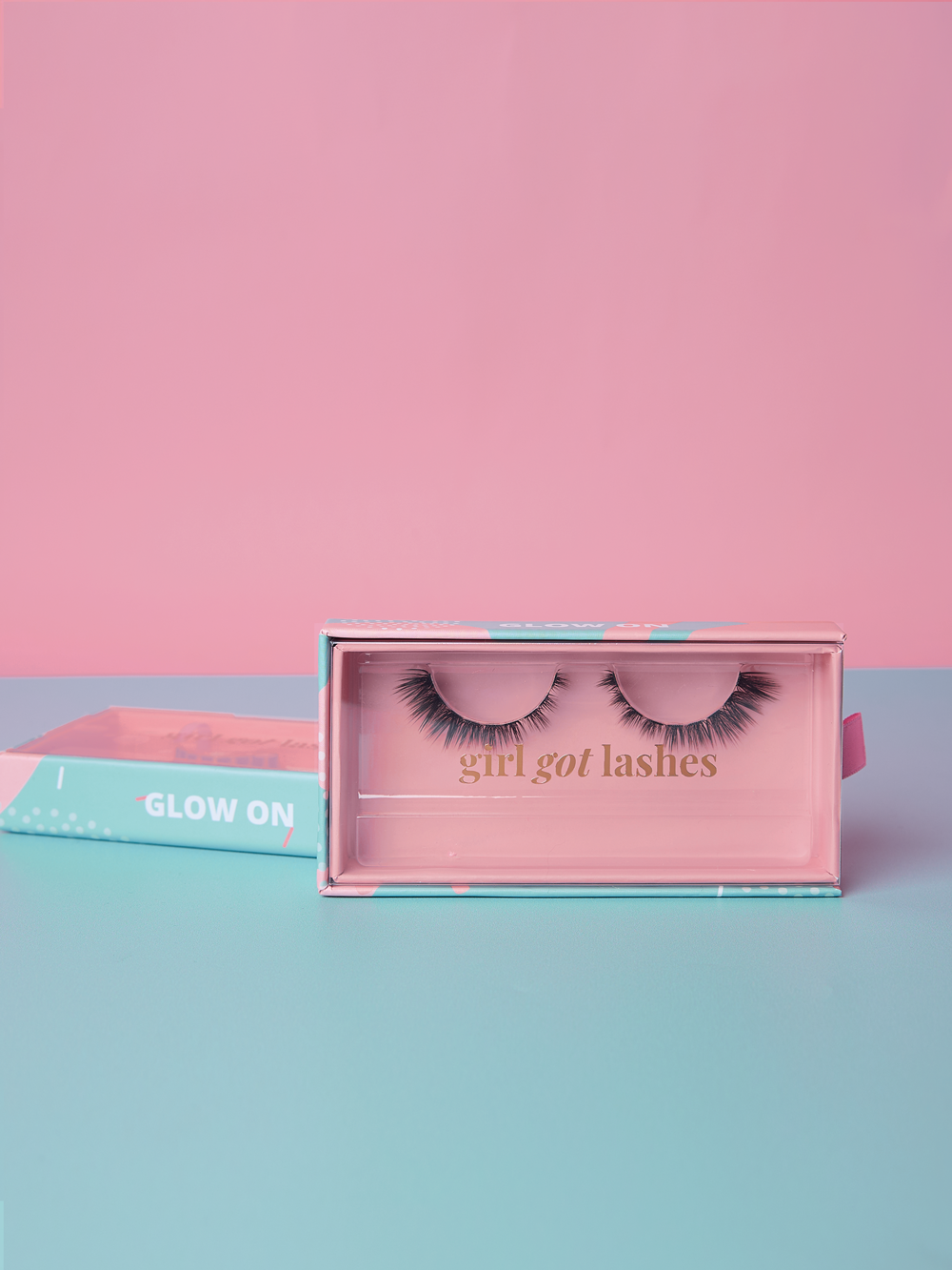 GirlGotLashes Glow On - Mini Box